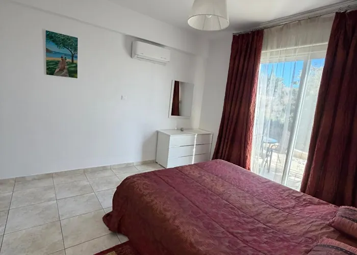 Rivera Paradise * Tala